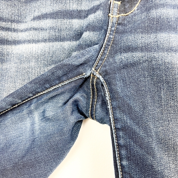 American Eagle Super Stretch Skinny Blue Jeans - Picture 5 of 13